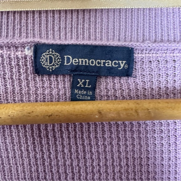 Democracy V-neck Sweater Size XL - Picture 3 of 4